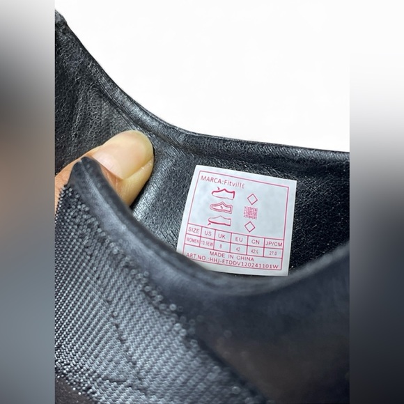 FitVille Women's Diabetic Shoes, Classic Oxford Shoes with Adjustable Strap - Picture 2 of 10